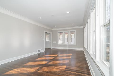 910 W 111th St, Chicago, IL 60643 photo 3
