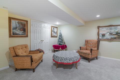 3925 Michael Ln, Glenview, IL 60026 photo 27