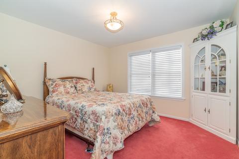3925 Michael Ln, Glenview, IL 60026 photo 17