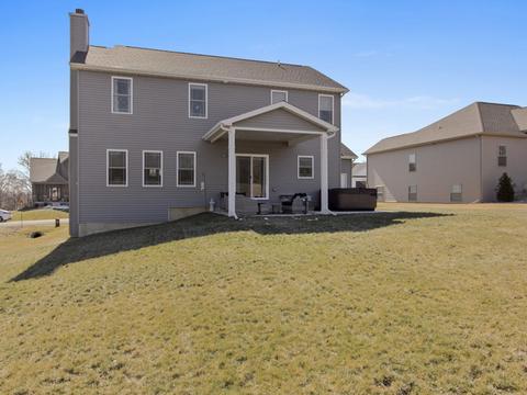 108 Raef Rd, Downs, IL 61736 photo 3