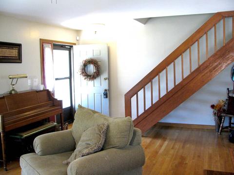 682 Packard Dr, Elgin, IL 60120 photo 3