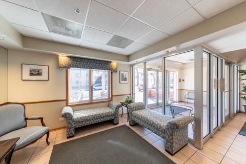 1600 E Thacker St #301, Des Plaines, IL 60016 photo 3