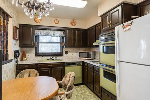 4546 Maple Ave, Brookfield, IL 60513 photo 8