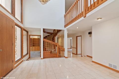 133 Tomlin Cir, Burr Ridge, IL 60527 photo 4