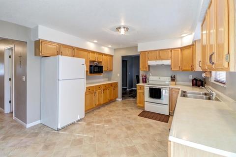 505 High Hill Rd, Philo, IL 61864 photo 15