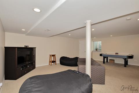 240 Prestwicke Blvd, Algonquin, IL 60102 photo 17