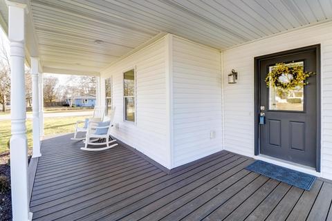 207 S Harrison St, Philo, IL 61864 photo 7