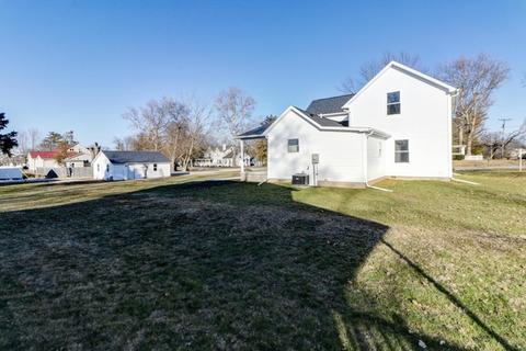 207 S Harrison St, Philo, IL 61864 photo 8