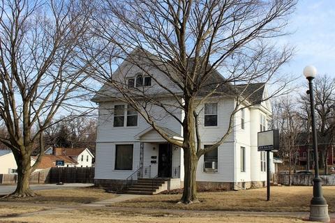 300 W Main St, Morrison, IL 61270 photo 1