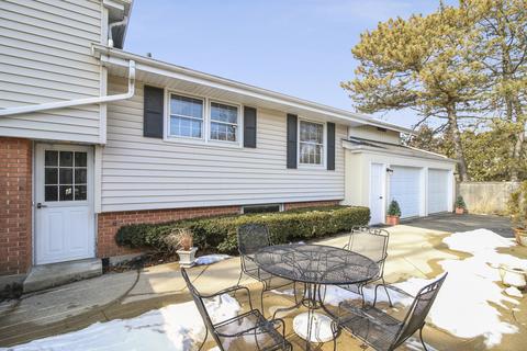 2400 Maple Ave, Northbrook, IL 60062 photo 28