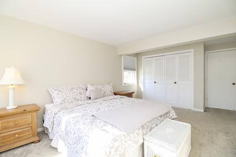 2400 Maple Ave, Northbrook, IL 60062 photo 20