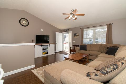 1106 Ogelthorpe Ave, Normal, IL 61761 photo 8