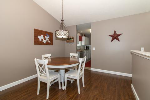 1106 Ogelthorpe Ave, Normal, IL 61761 photo 9