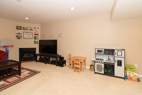 1106 Ogelthorpe Ave, Normal, IL 61761 photo 32
