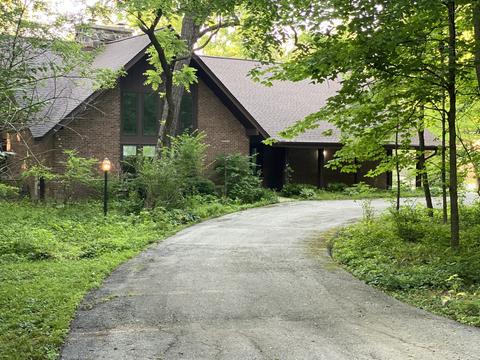 450 E Circle Dr, New Lenox, IL 60451 photo 3