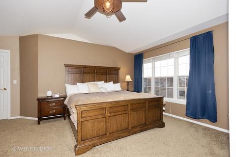 7413 Fordham Ln, Plainfield, IL 60586 photo 9