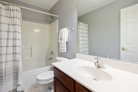 7413 Fordham Ln, Plainfield, IL 60586 photo 14