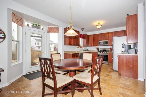 7413 Fordham Ln, Plainfield, IL 60586 photo 5