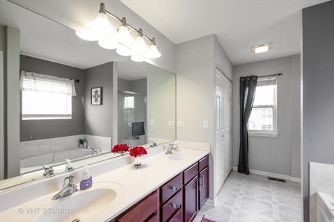 7413 Fordham Ln, Plainfield, IL 60586 photo 11