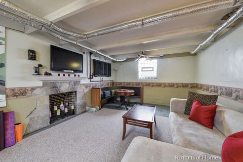 1702 E Liberty Dr, Wheaton, IL 60187 photo 16