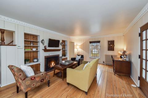 1702 E Liberty Dr, Wheaton, IL 60187 photo 8