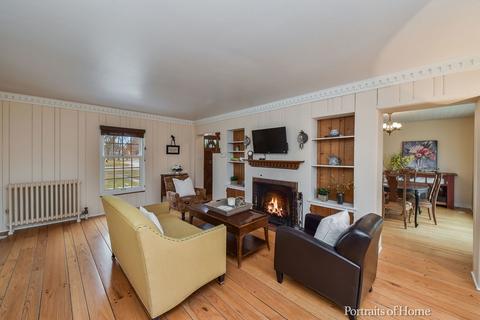 1702 E Liberty Dr, Wheaton, IL 60187 photo 6