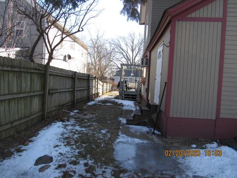 566 Walnut Ave, Elgin, IL 60123 photo 26
