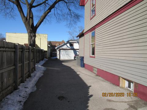 566 Walnut Ave, Elgin, IL 60123 photo 15