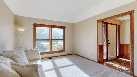 4704 Crystal Trl, Mchenry, IL 60050 photo 8