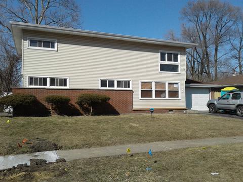2748 Circle Dr, Markham, IL 60428 photo 1