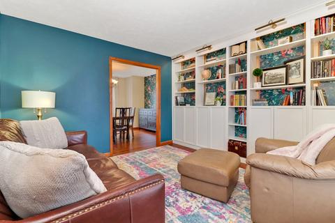 900 Dresser Dr, Normal, IL 61761 photo 3