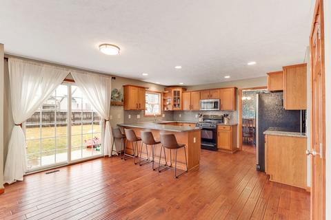 900 Dresser Dr, Normal, IL 61761 photo 12
