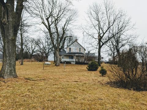 8702 N 2400 E Rd N, Forrest, IL 61741 photo 1