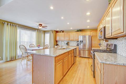 2316 Coneflower Ln, Algonquin, IL 60102 photo 11