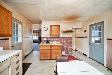 9087 N Main St, Leaf River, IL 61047 photo 12