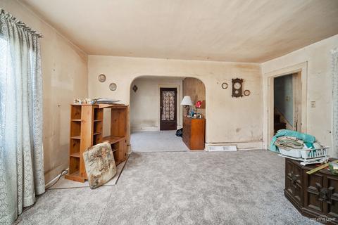 9087 N Main St, Leaf River, IL 61047 photo 14