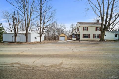 9087 N Main St, Leaf River, IL 61047 photo 1