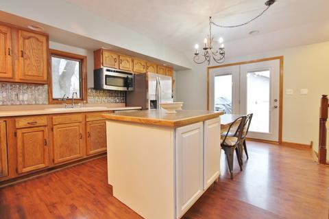 929 E Jackson St, Morris, IL 60450 photo 11
