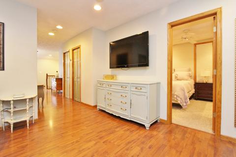 929 E Jackson St, Morris, IL 60450 photo 6