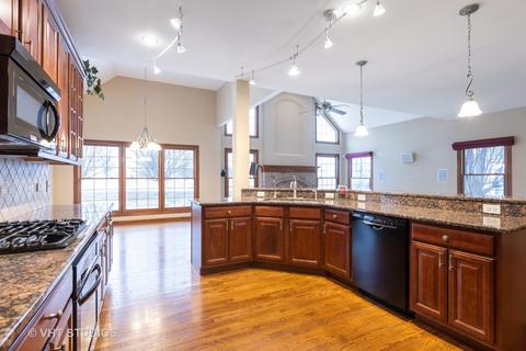 26112 W Chatham Dr, Plainfield, IL 60585 photo 8