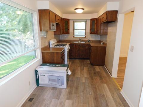 521 N Main St, Algonquin, IL 60102 photo 8