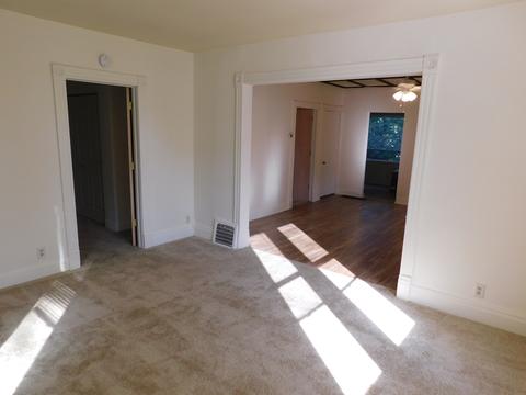 521 N Main St, Algonquin, IL 60102 photo 5