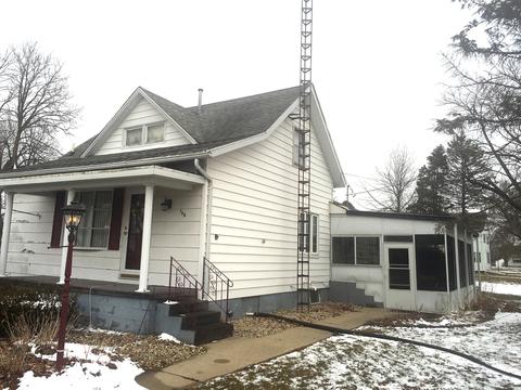 108 N 3rd St, Cherry, IL 61317 photo 2