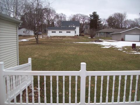 108 4th St, Walnut, IL 61376 photo 4