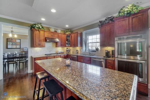 13013 Northland Dr, Plainfield, IL 60585 photo 4