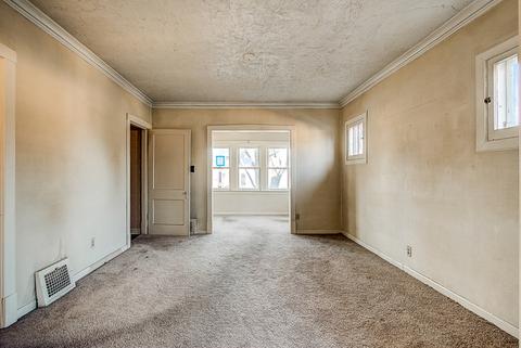 1663 Van Buren Ave, Des Plaines, IL 60018 photo 4