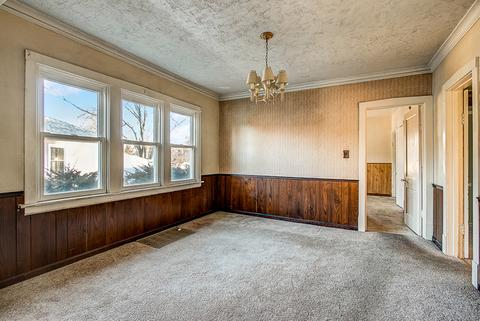 1663 Van Buren Ave, Des Plaines, IL 60018 photo 9