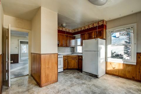 1663 Van Buren Ave, Des Plaines, IL 60018 photo 7