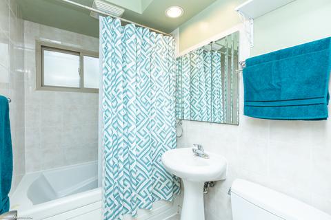 2010 Morse Ave, Des Plaines, IL 60018 photo 13