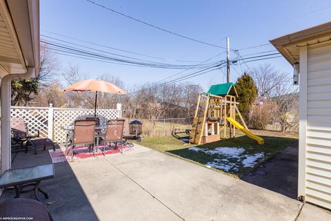2010 Morse Ave, Des Plaines, IL 60018 photo 24